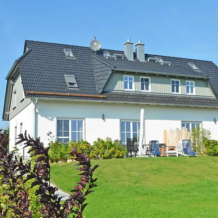 Haus Moenchgut - Haushaelfte 1 