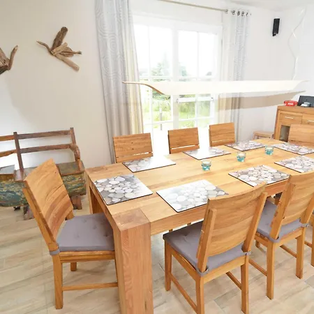 Haus Moenchgut - Haushaelfte 1 