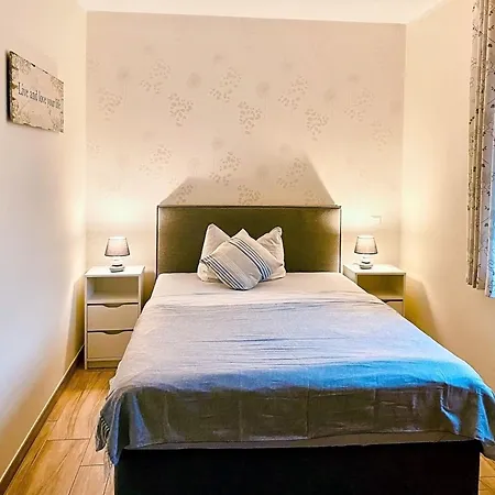 Lejlighed Haus Moenchgut - Haushaelfte 1 