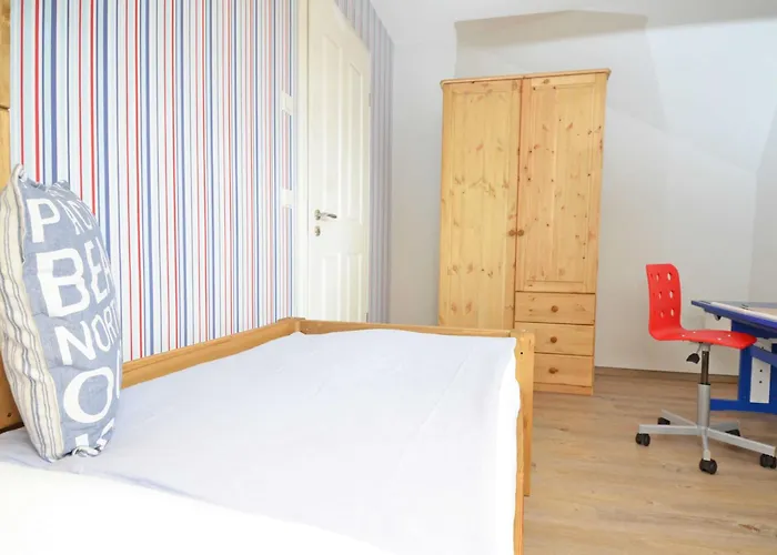 Haus Mönchgut - Haushälfte 1 Feuerstein Apartment Alt Reddevitz